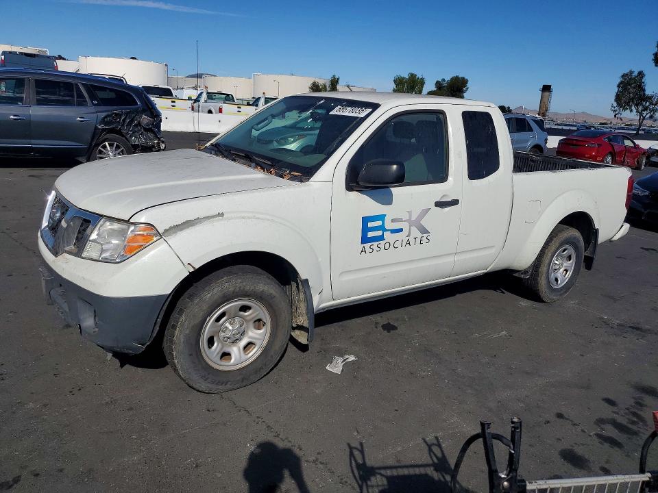 2017 NISSAN FRONTIER - Търг №68678036