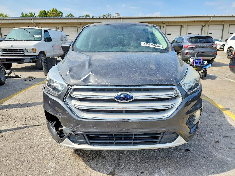 Photo 5 from auction – 2019 FORD ESCAPE with VIN 1FMCU9GD2KUC34310
