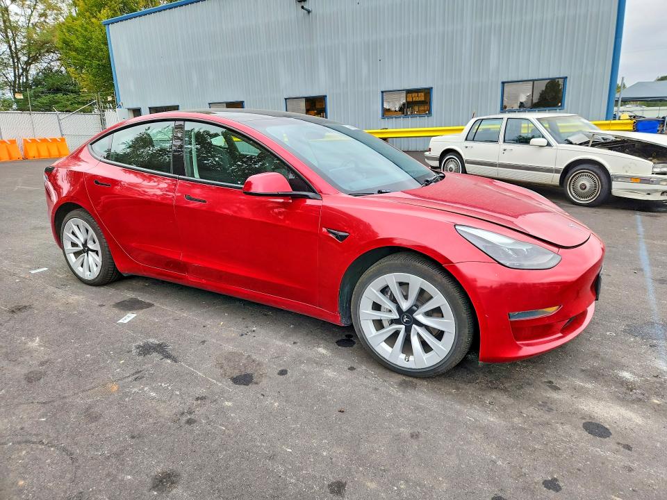 Photo 4 from auction – 2022 TESLA MODEL 3 with VIN 5YJ3E1EA1NF303822