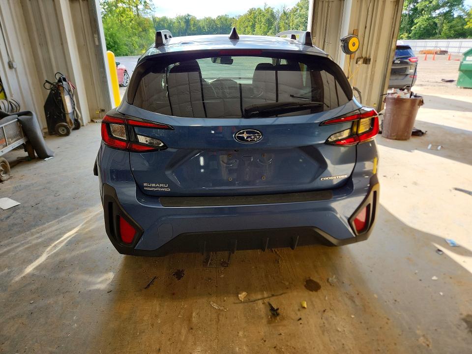 Photo 6 from auction – 2024 SUBARU CROSSTREK with VIN JF2GUADC1RH224472