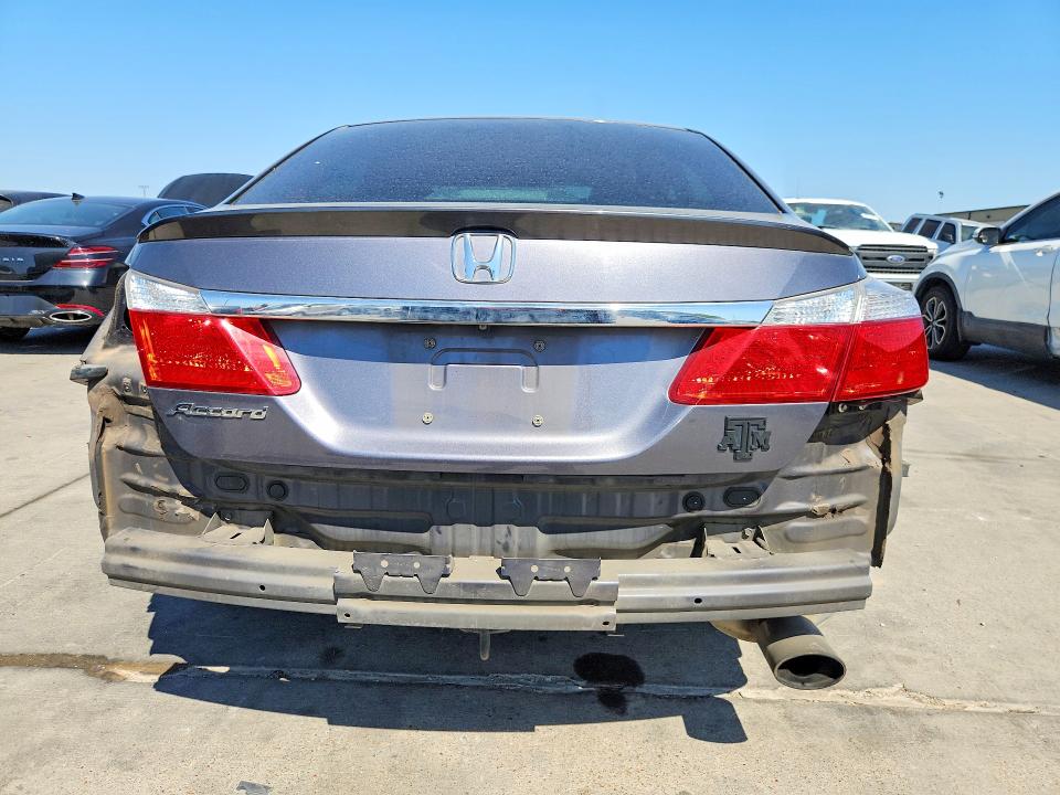 Photo 6 from auction – 2014 HONDA ACCORD with VIN 1HGCR2F33EA267474
