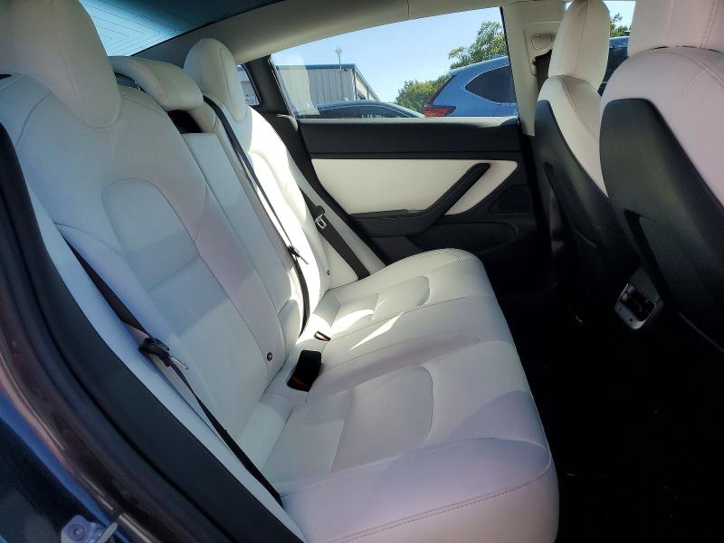 Photo 10 from auction – 2018 TESLA MODEL 3 with VIN 5YJ3E1EB1JF097212