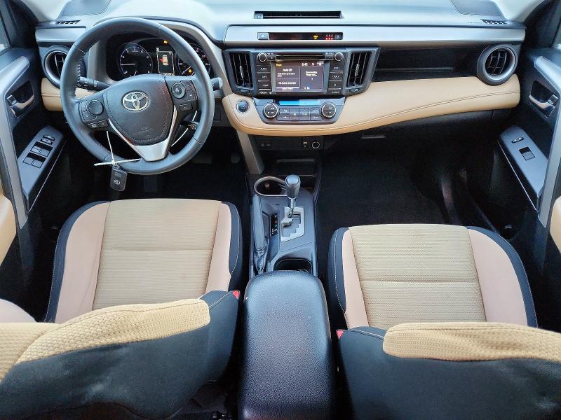 Photo 8 from auction – 2017 TOYOTA RAV4 with VIN 2T3RFREV9HW693804