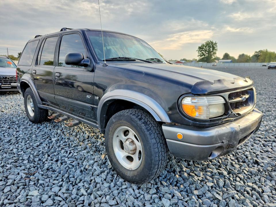 Photo 4 from auction – 1999 FORD EXPLORER with VIN 1FMZU32P3XUC12848