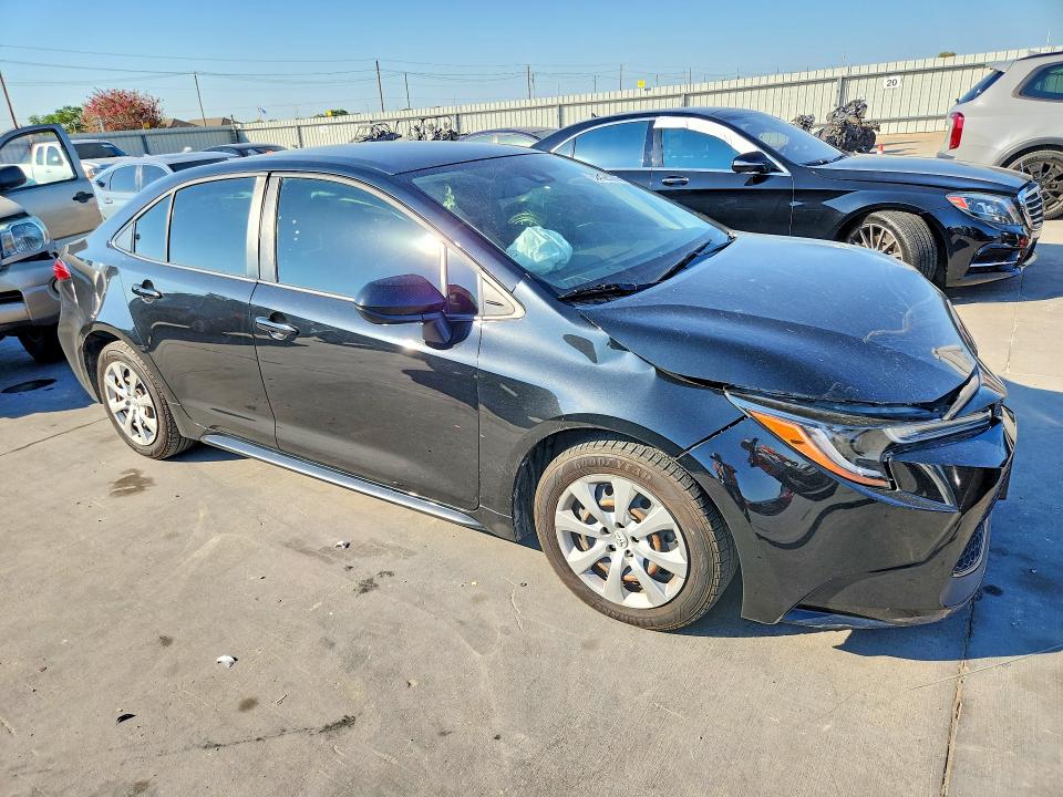 Photo 4 from auction – 2022 TOYOTA COROLLA with VIN JTDEPMAEXNJ217172
