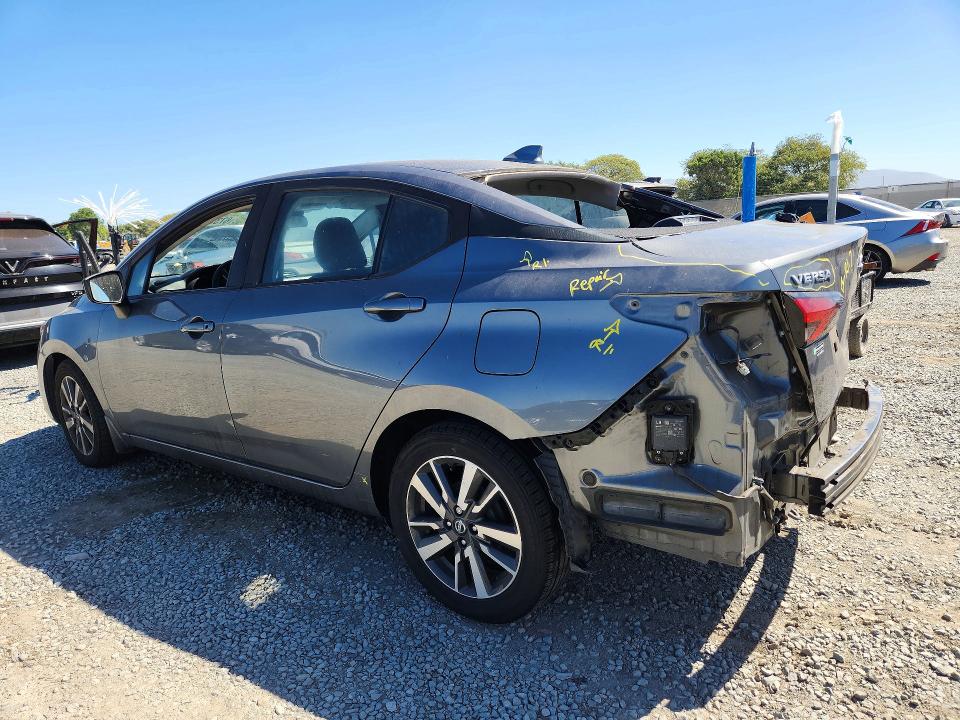 Photo 2 from auction – 2022 NISSAN VERSA with VIN 3N1CN8EV3NL837873