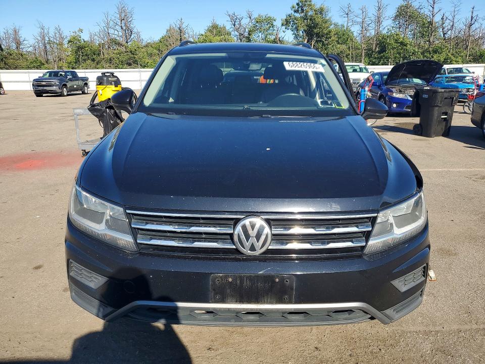 Снимка 5 от търг – 2021 VOLKSWAGEN TIGUAN с VIN 3VV2B7AX0MM011785