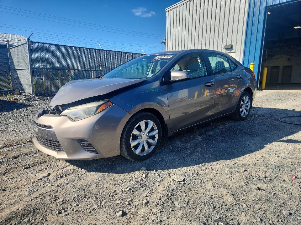 Снимка 1 от търг – 2015 TOYOTA COROLLA с VIN 2T1BURHE0FC451509