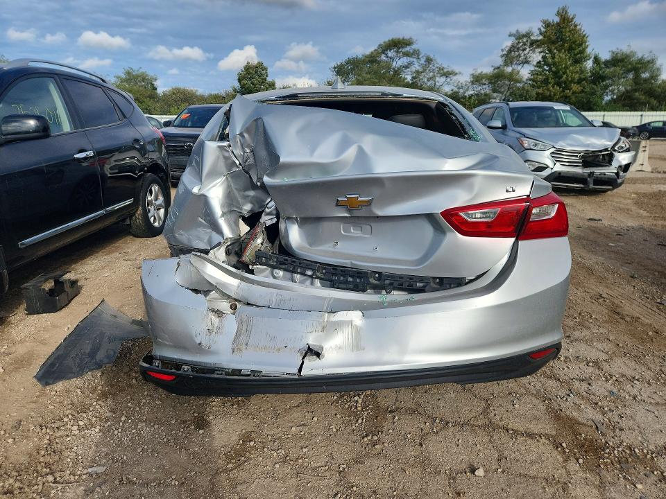 Photo 6 from auction – 2018 CHEVROLET MALIBU with VIN 1G1ZD5ST3JF279774