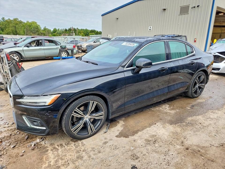 VOLVO S60 2019 with VIN 7JR102FL1KG014888 - Photo from auction