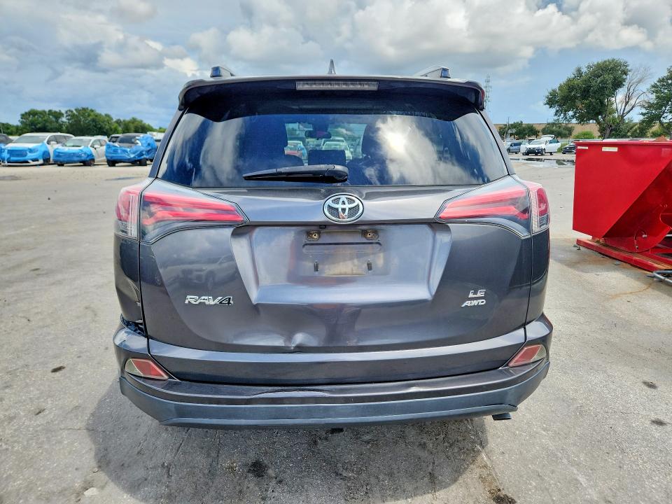 Photo 6 from auction – 2018 TOYOTA RAV4 with VIN JTMBFREV4JJ746494