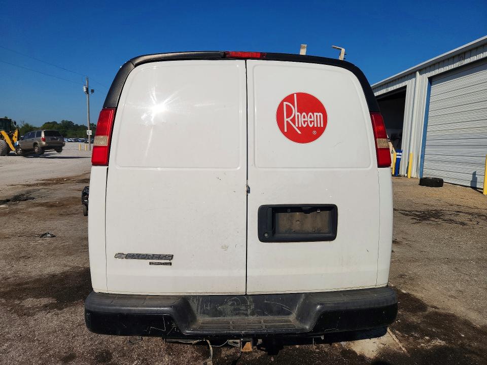 Photo 6 from auction – 2013 CHEVROLET EXPRESS G2500 with VIN 1GCWGFCA6D1150594