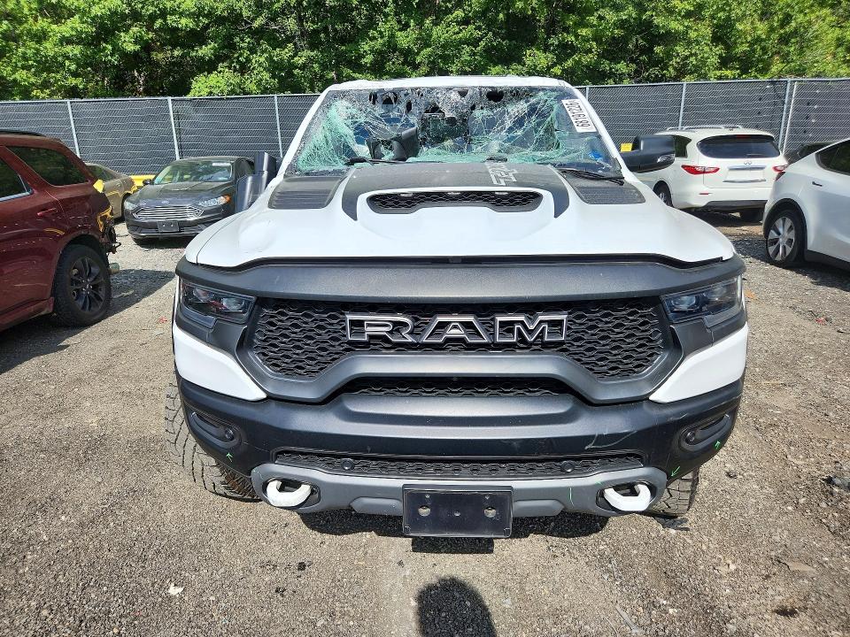 Снимка 5 от търг – 2024 RAM 1500 с VIN 1C6SRFU98RN201680