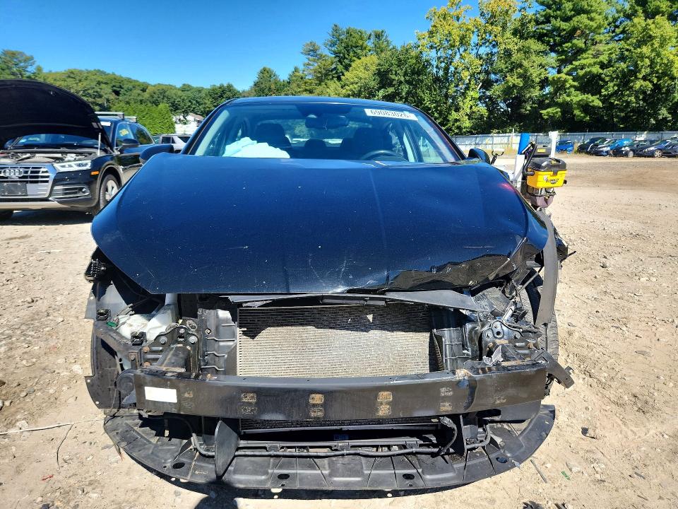 Снимка 5 от търг – 2019 HYUNDAI ELANTRA с VIN 5NPD84LF3KH414073