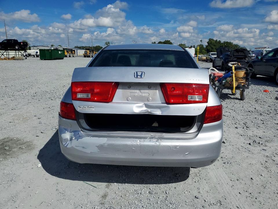 Снимка 6 от търг – 2005 HONDA ACCORD с VIN 1HGCM56465L003226