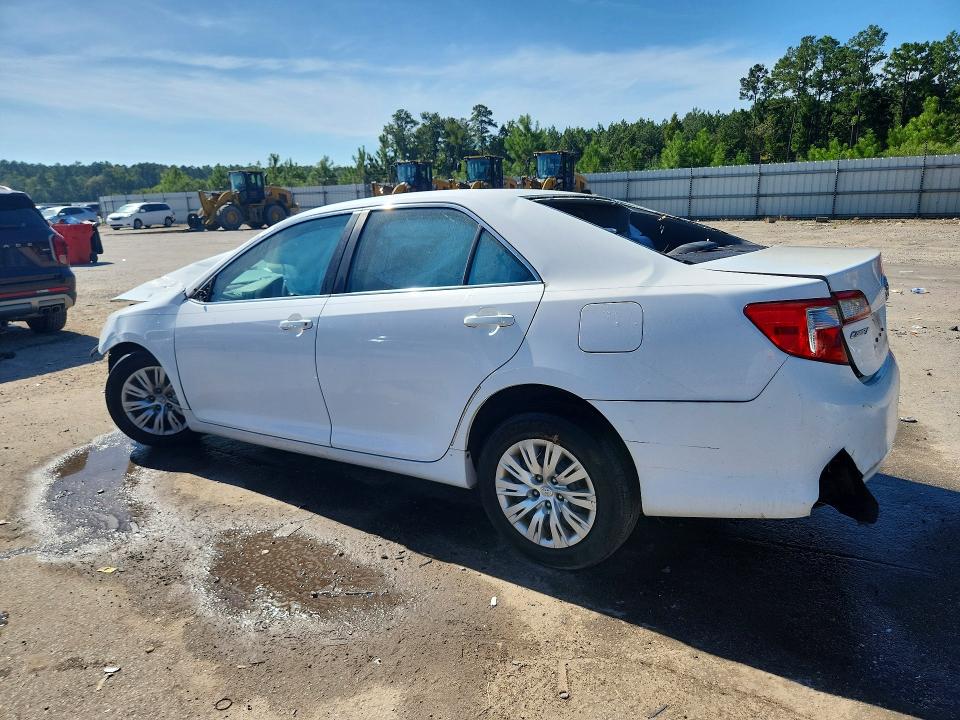 Photo 2 from auction – 2014 TOYOTA CAMRY with VIN 4T1BF1FK9EU868256