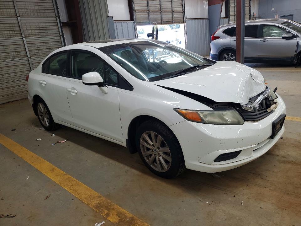 Photo 4 from auction – 2012 HONDA CIVIC with VIN 2HGFB2F99CH545752