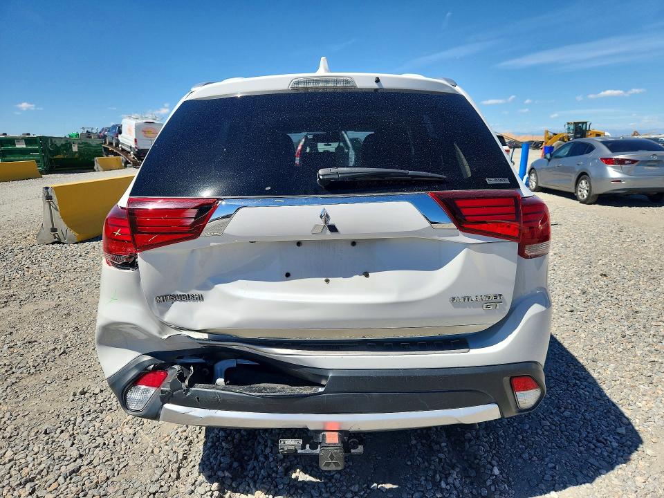 Photo 6 from auction – 2018 MITSUBISHI OUTLANDER with VIN JA4JZ4AX1JZ010122