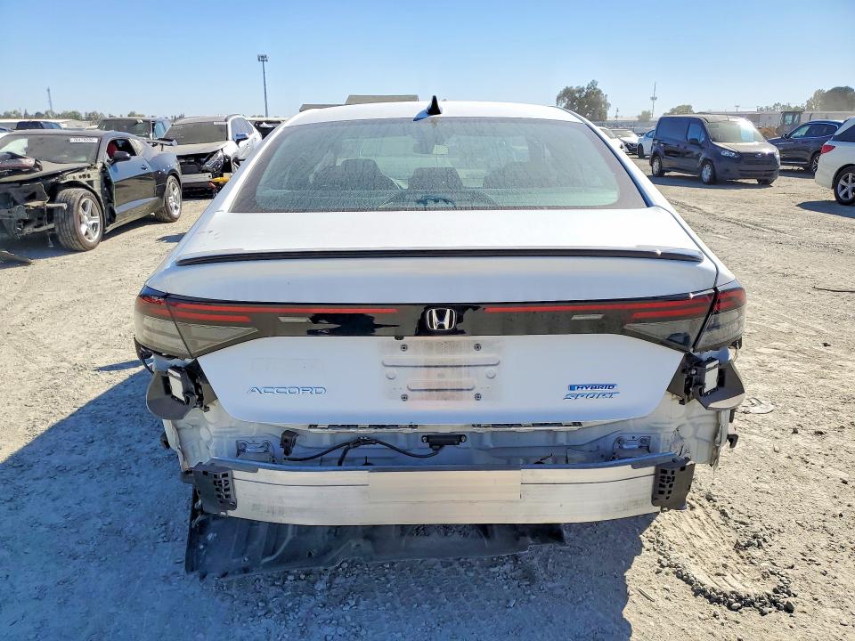 Снимка 6 от търг – 2024 HONDA ACCORD с VIN 1HGCY2F57RA062010