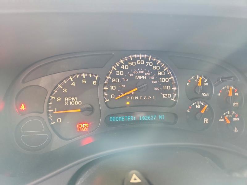 Photo 9 from auction – 2006 CHEVROLET SILVERADO with VIN 1GCEC19ZX6Z169399