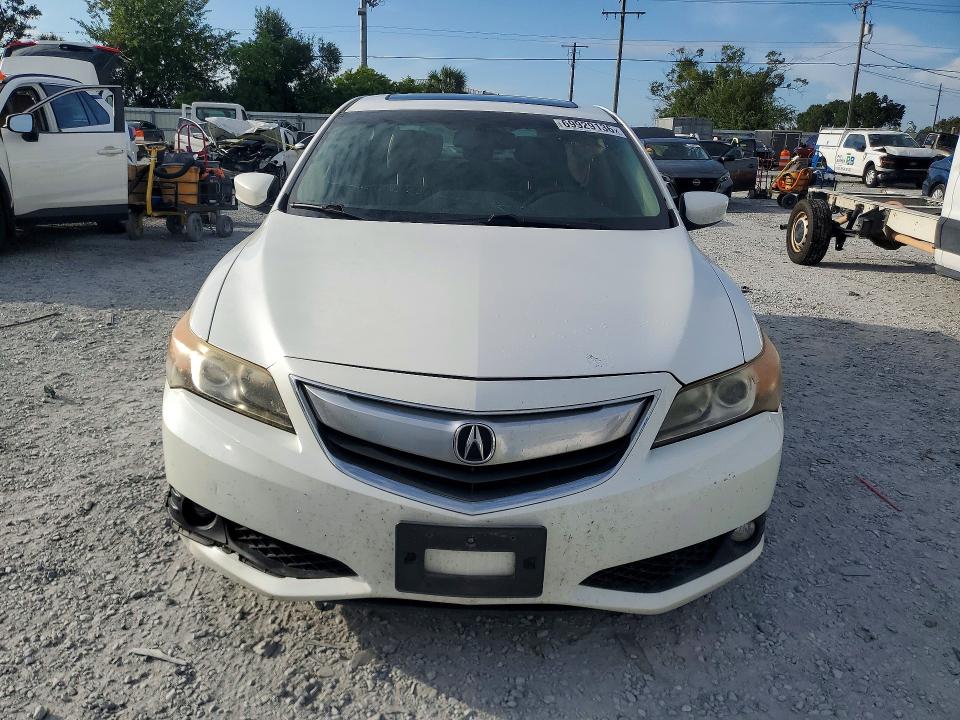 Снимка 5 от търг – 2013 ACURA ILX с VIN 19VDE1F78DE006650