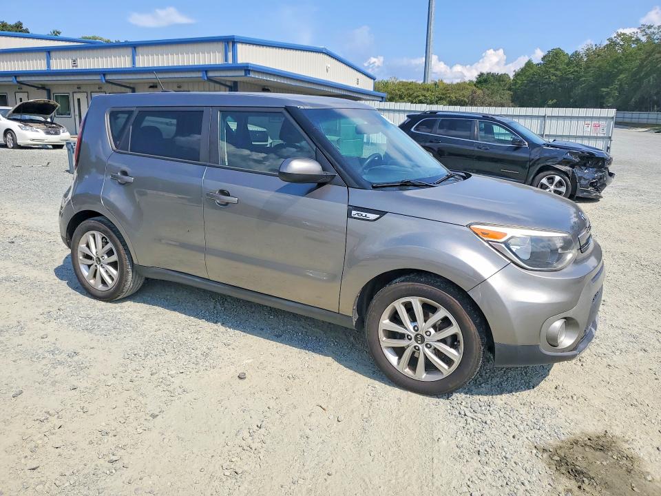 Photo 4 from auction – 2019 KIA SOUL with VIN KNDJP3A55K7662937
