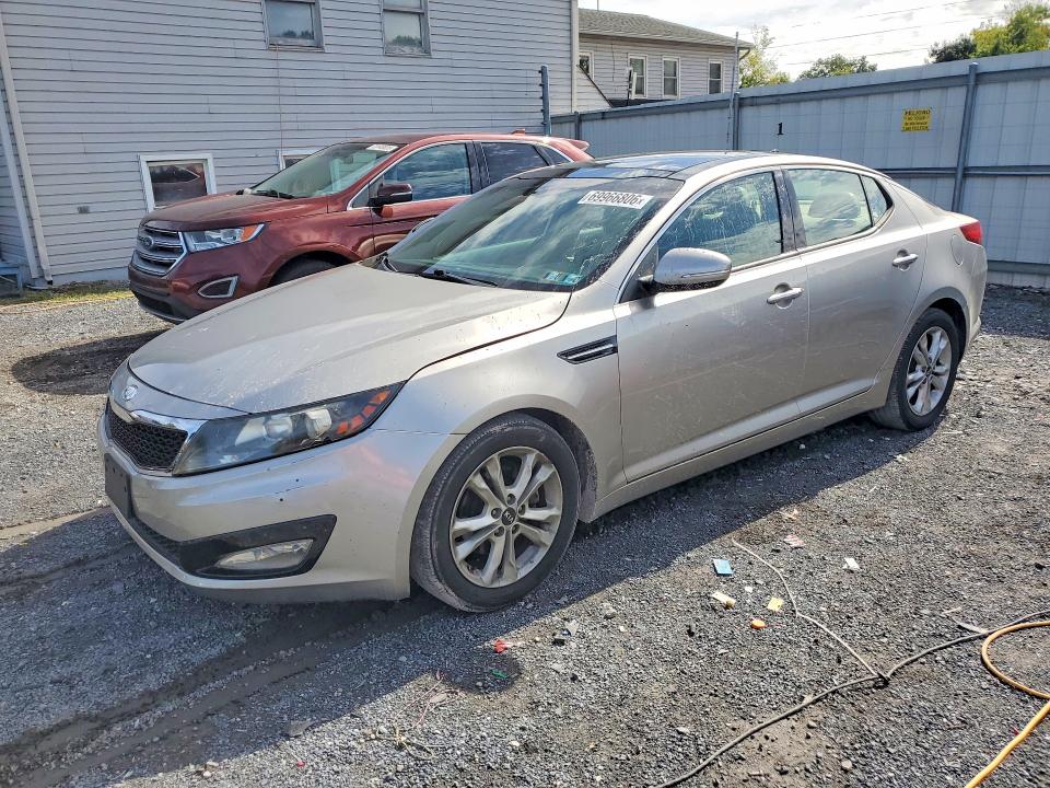 KIA OPTIMA 2011 con VIN KNAGN4A70B5171644 - Foto de la subasta