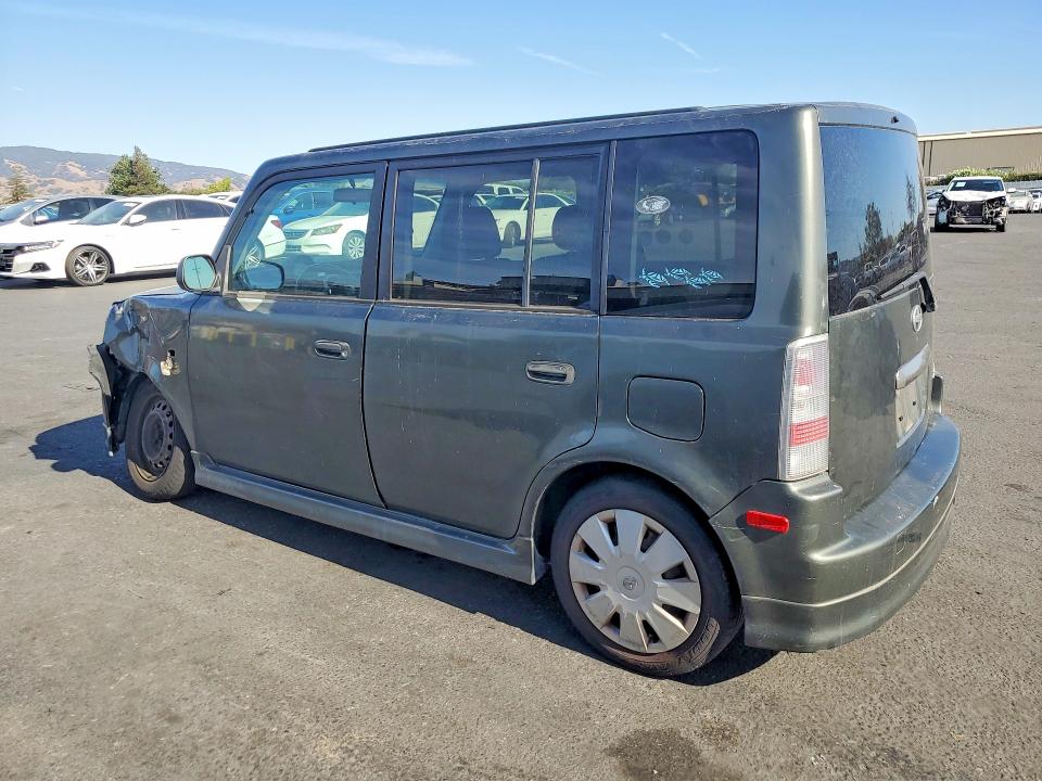 Photo 2 from auction – 2006 SCION XB with VIN JTLKT324064032860