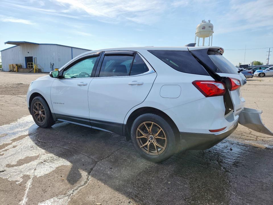 Photo 2 from auction – 2018 CHEVROLET EQUINOX with VIN 2GNAXJEV0J6310823