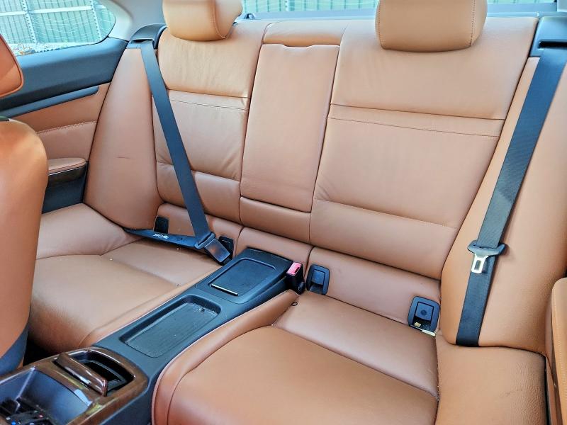 Photo 10 from auction – 2009 BMW 335 with VIN WBAWC73559E067692