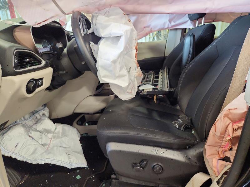 Photo 7 from auction – 2023 CHRYSLER VOYAGER with VIN 2C4RC1CG0PR564115