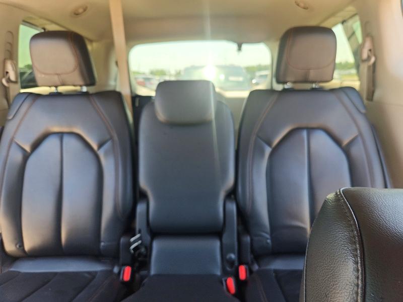 Photo 10 from auction – 2020 CHRYSLER PACIFICA with VIN 2C4RC1BG9LR264150