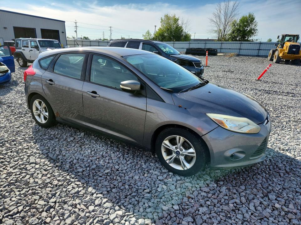 Zdjęcie 4 z aukcji – 2014 FORD FOCUS z VIN 1FADP3K24EL239219