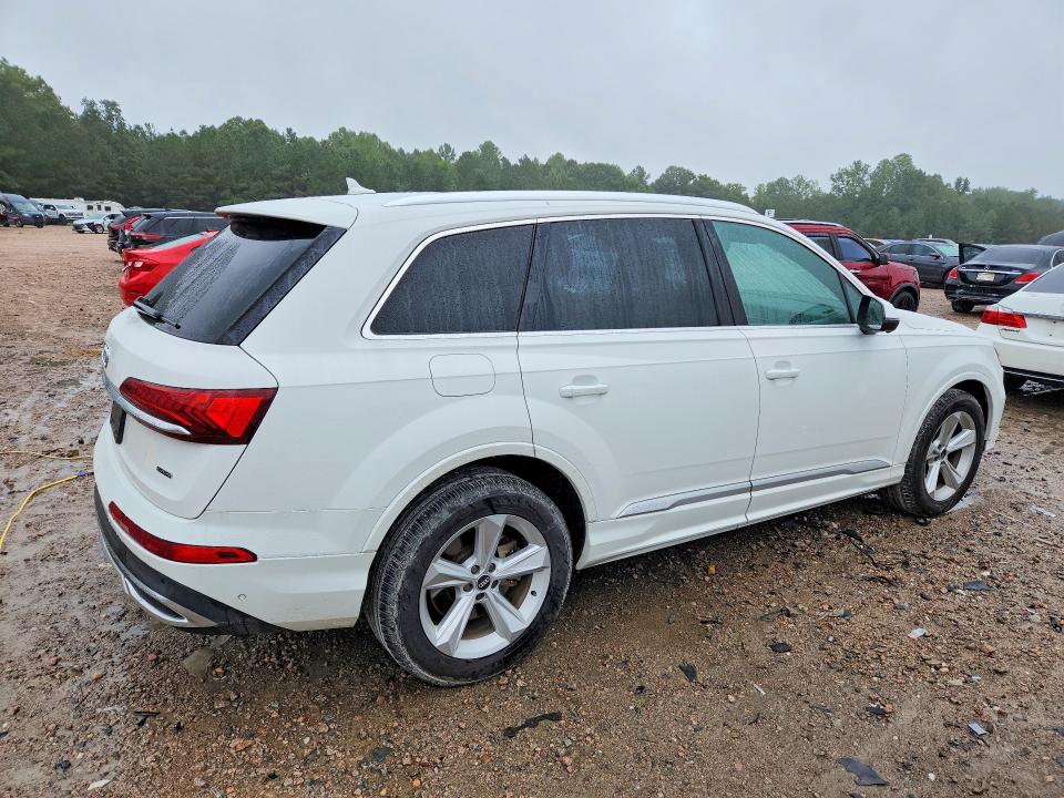 صورة رقم 3 من المزاد - 2021 AUDI Q7 مع VIN WA1AXAF78MD033556