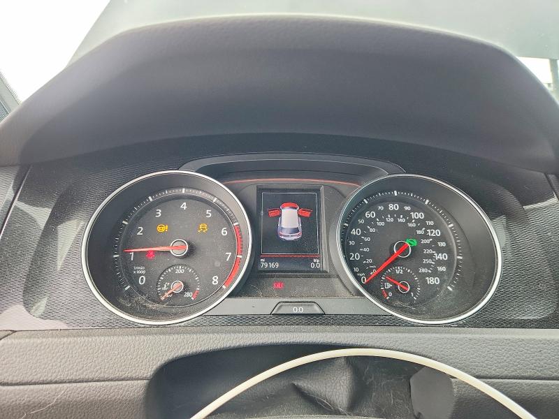 Снимка 9 от търг – 2017 VOLKSWAGEN GTI с VIN 3VW4T7AU1HM074486