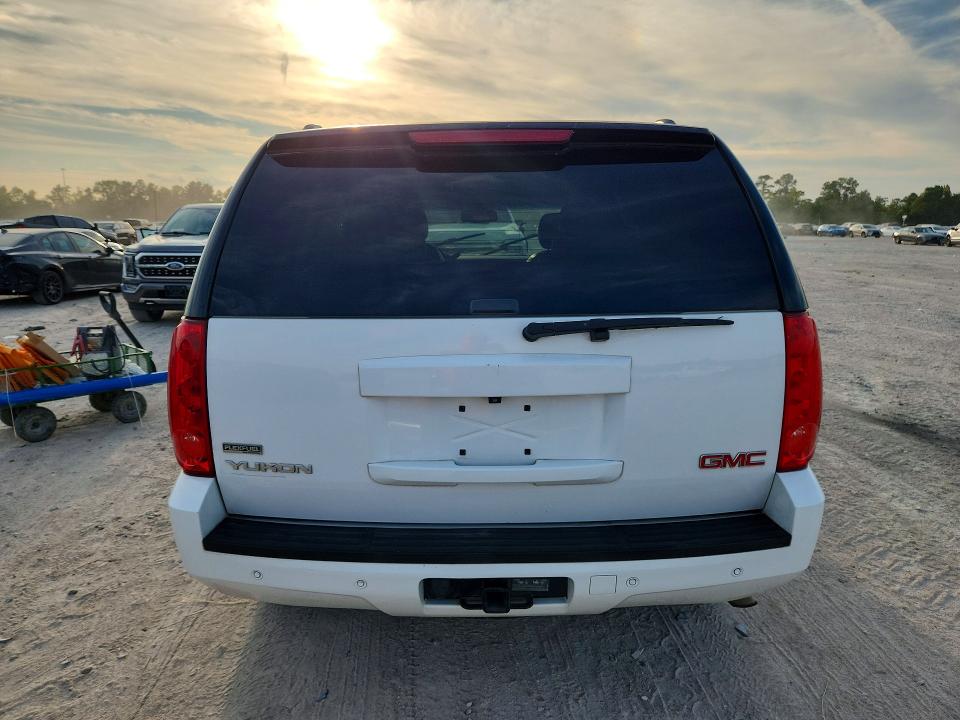 Zdjęcie 6 z aukcji – 2012 GMC YUKON z VIN 1GKS2CE00CR275062