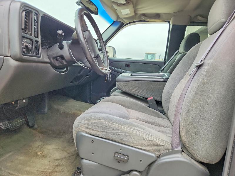 Photo 7 from auction – 2003 CHEVROLET SILVERADO with VIN 1GCEK19TX3E283999