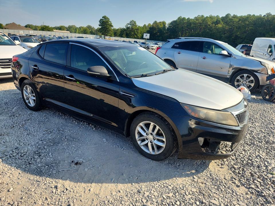 Zdjęcie 4 z aukcji – 2013 KIA OPTIMA z VIN 5XXGM4A77DG244903
