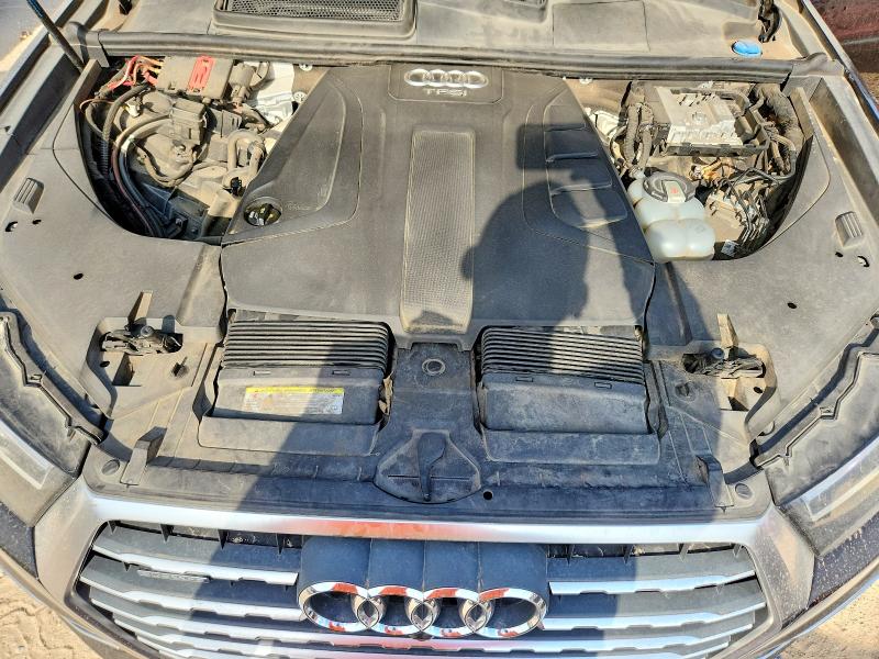 Снимка 11 от търг – 2018 AUDI Q7 с VIN WA1LHAF71JD045677
