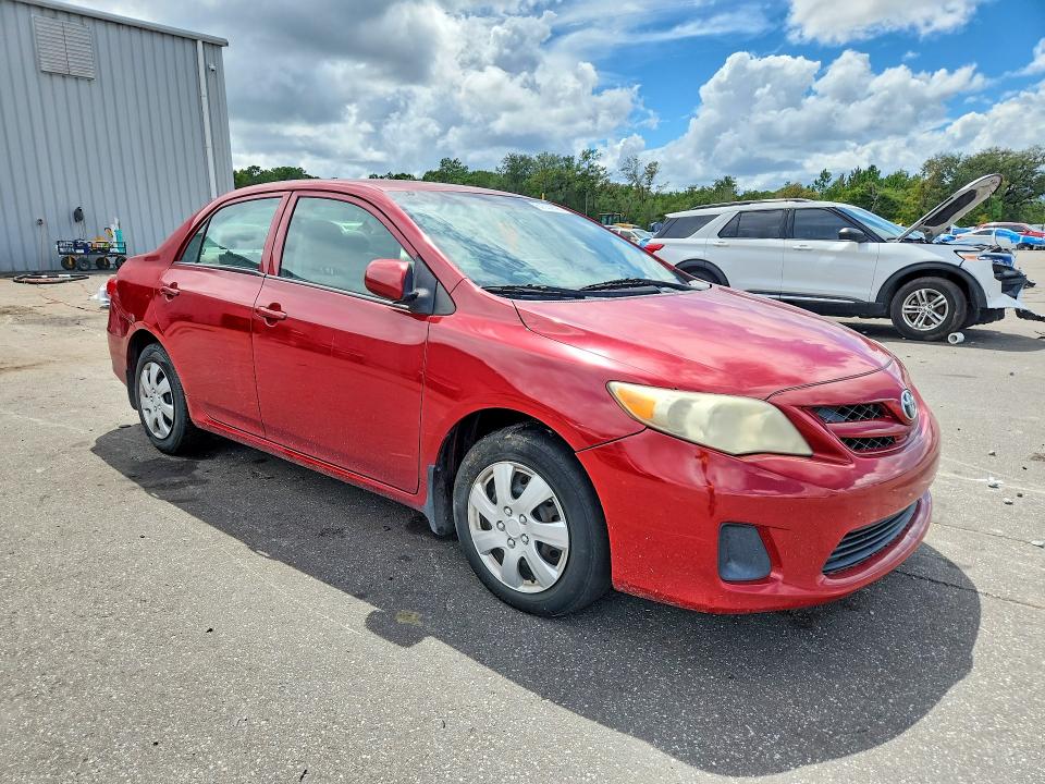 Photo 4 from auction – 2013 TOYOTA COROLLA with VIN 2T1BU4EE4DC964346