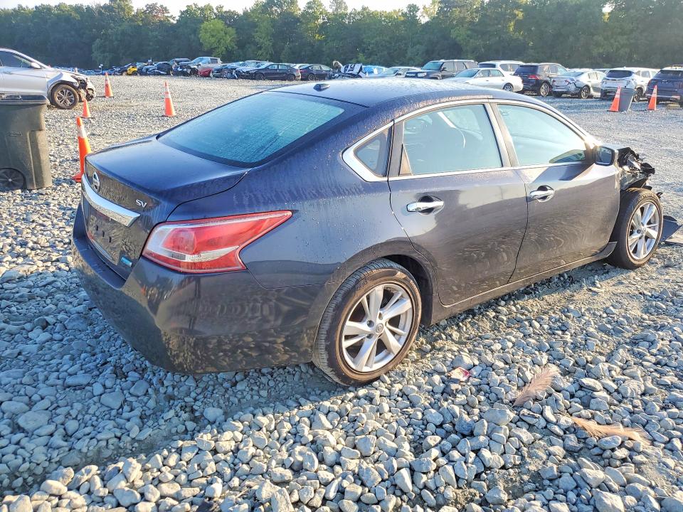 Photo 3 from auction – 2013 NISSAN ALTIMA with VIN 1N4AL3AP8DC101726