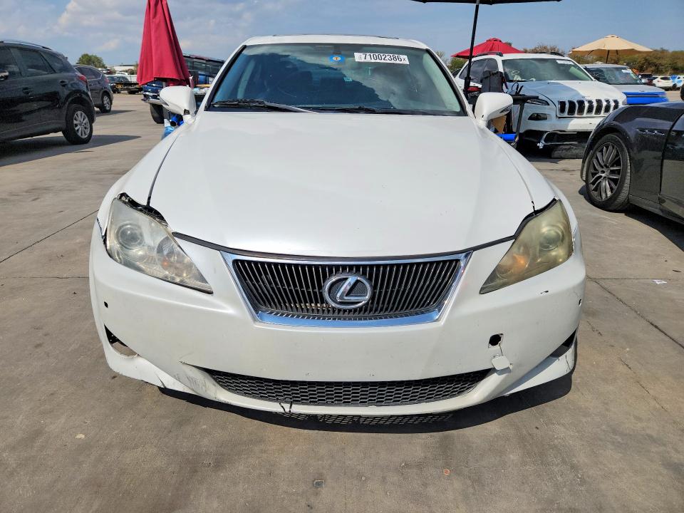 Photo 5 from auction – 2009 LEXUS IS 250 with VIN JTHBK262992091910
