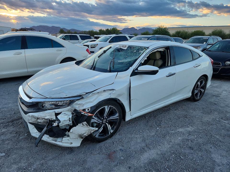 صورة رقم 1 من المزاد - 2018 HONDA CIVIC مع VIN JHMFC1F95JX041700