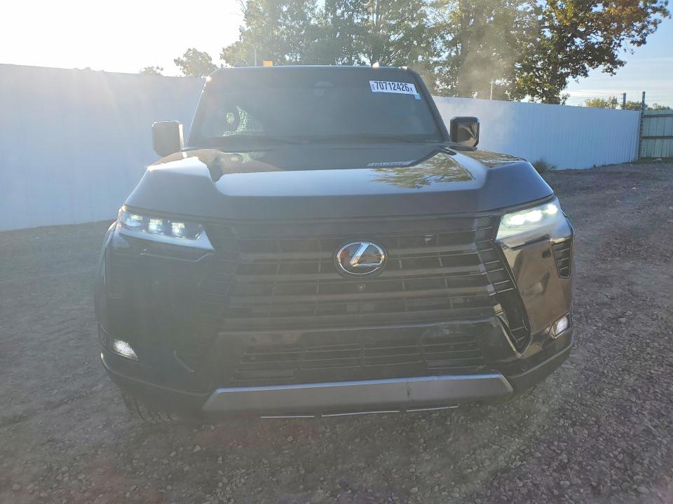 Photo 5 from auction – 2024 LEXUS GX 550 with VIN JTJTBCDX4R5010348