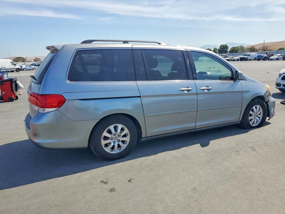 Photo 3 from auction – 2010 HONDA ODYSSEY with VIN 5FNRL3H45AB079756