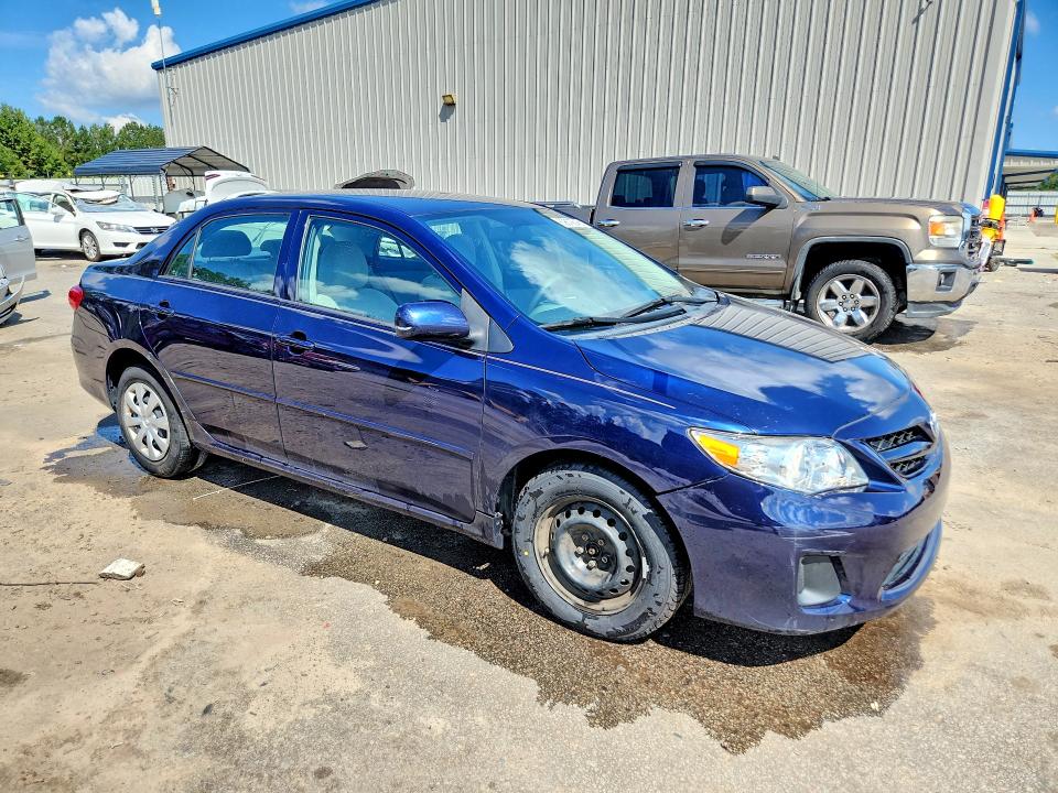 Photo 4 from auction – 2012 TOYOTA COROLLA with VIN 2T1BU4EE1CC906953