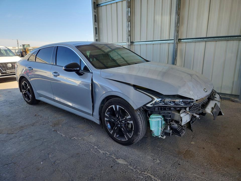 Zdjęcie 4 z aukcji – 2021 KIA K5 z VIN 5XXG64J29MG032065
