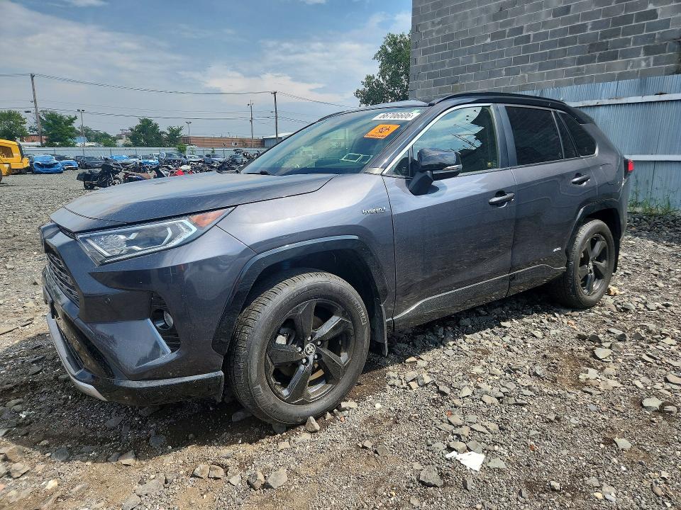 TOYOTA RAV4 2020 with VIN JTMEWRFV8LD548787 - Photo from auction