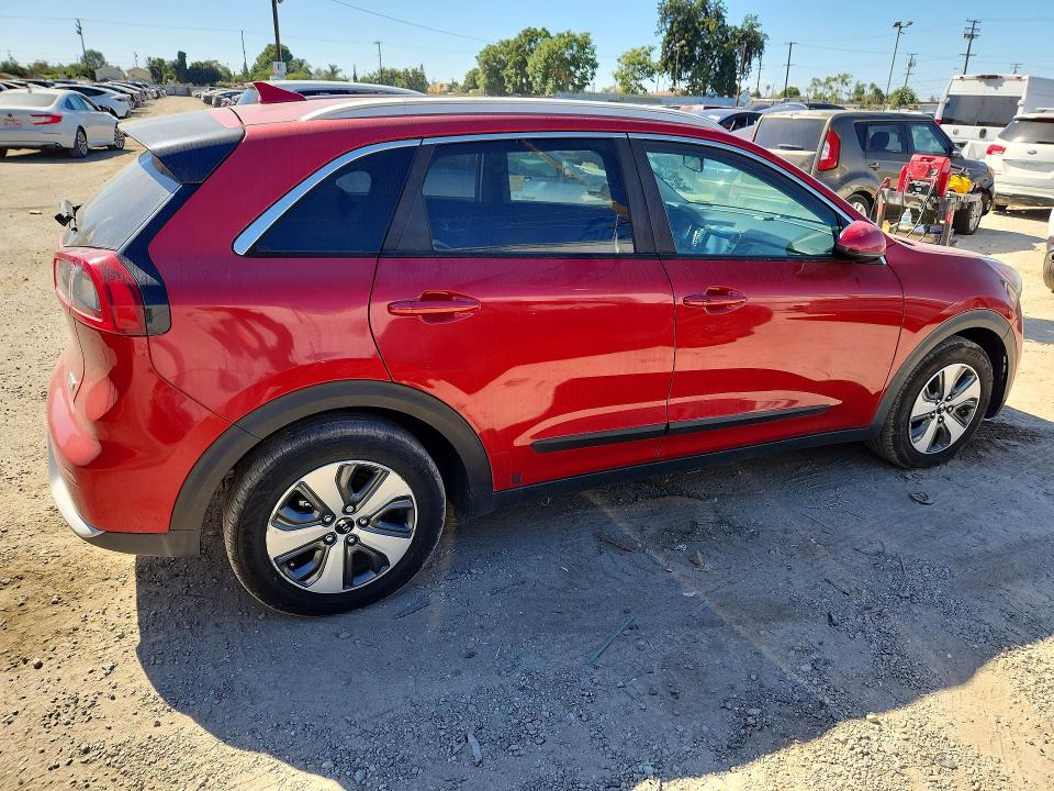 Photo 3 from auction – 2019 KIA NIRO with VIN KNDCB3LC4K5324170