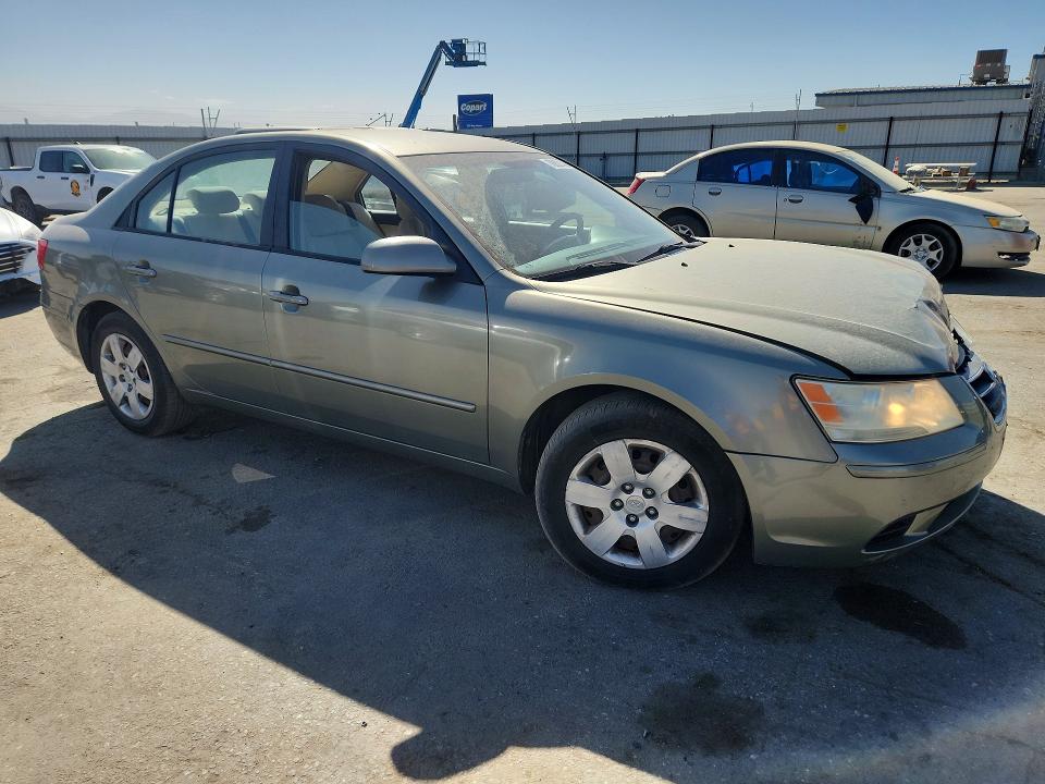 Photo 4 from auction – 2010 HYUNDAI SONATA with VIN 5NPET4AC7AH593499